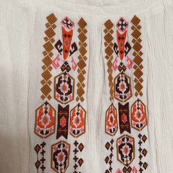 Altar'd State Women's White Embroidered Mini Dress Convertible Neck size Large - Picture 4 of 9